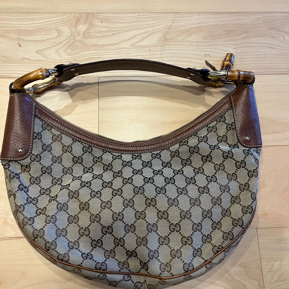 Gucci Signature Brown and Tan Bamboo Ring Hobo Bag